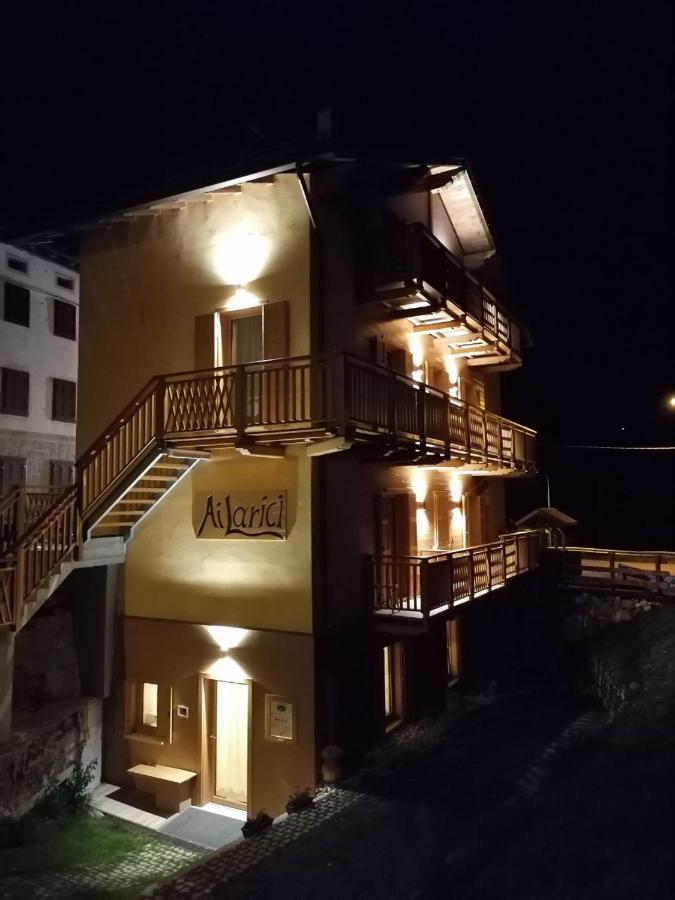 Ai Larici Hotel Perarolo di Cadore Luaran gambar