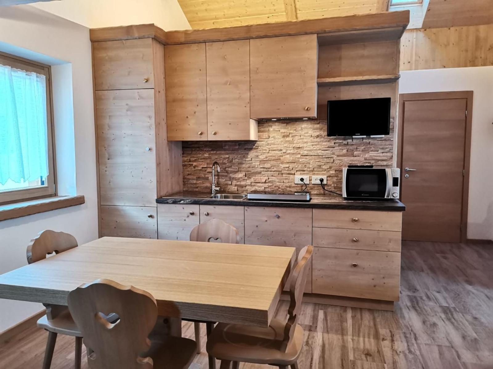 Ai Larici Hotel Perarolo di Cadore Bilik gambar