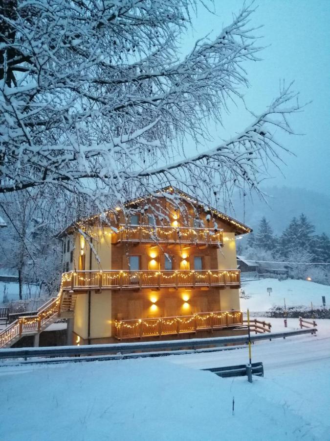 Ai Larici Hotel Perarolo di Cadore Luaran gambar